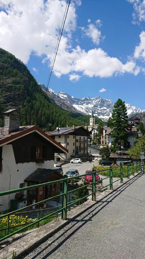 B&B Maison Odille Valtournenche Dış mekan fotoğraf