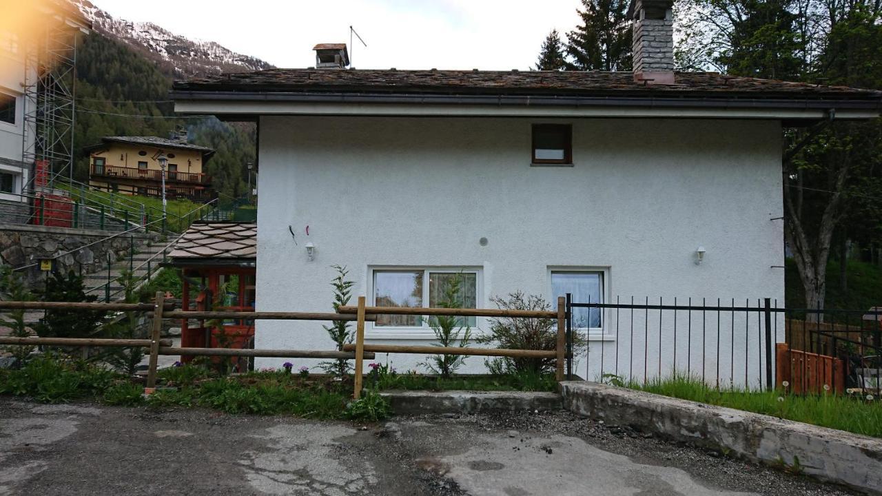 B&B Maison Odille Valtournenche Dış mekan fotoğraf